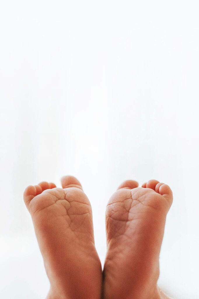 Nogice novorojenčka